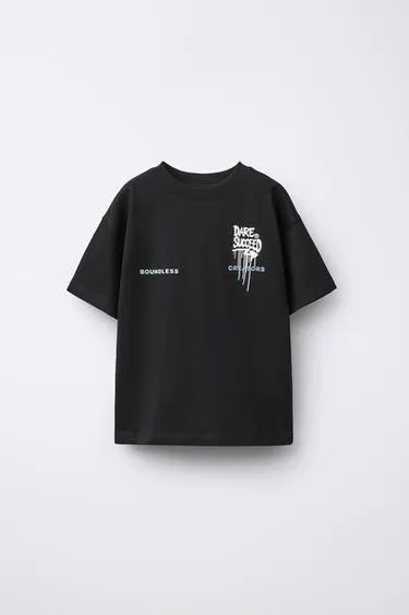 Футболка с граффити-принтом