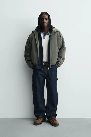 Комбинированная куртка из высокотехнологичной ткани- Заказать в России