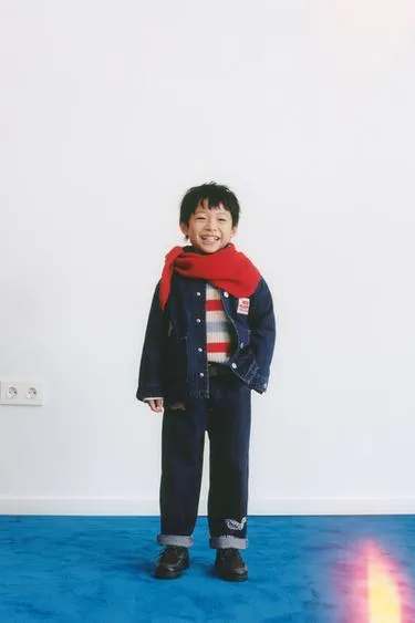 Джинсы BAGGY с нашивками