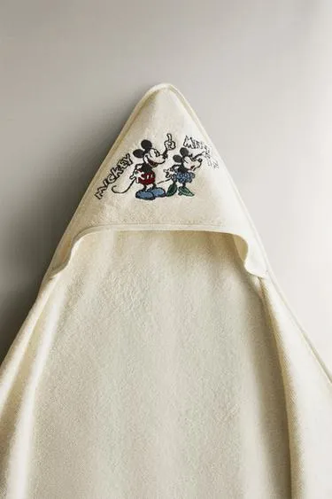 Полотенце с капюшоном MICKEY & MINNIE ©DISNEY- Заказать в России