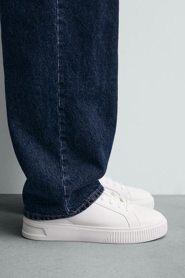 Zara Однотонные кроссовки на объемной подошве