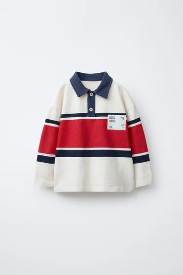 Поло в полоску с этикеткой