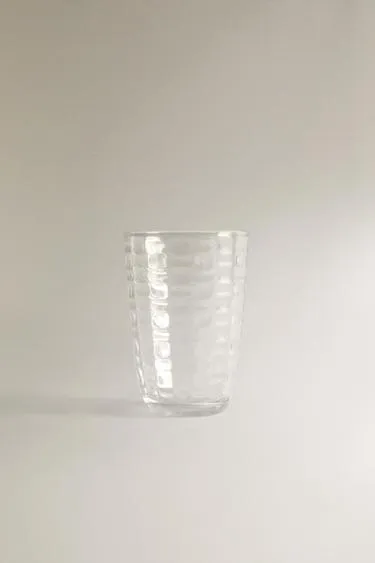Стакан с рельефным квадратным узором- Заказать в России