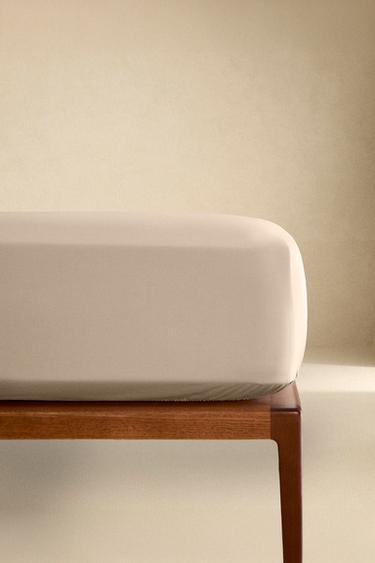 Zara Простынь с резинкой | 30 см (300 TC)