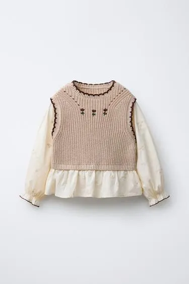 Рубашка с цветочной вышивкой и трикотажным жилетом- Заказать в России