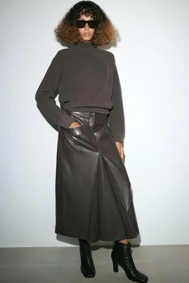 Knit high neck jumper