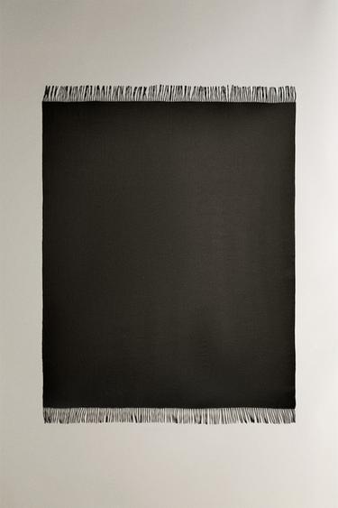 Zara Плед с бахромой купить с доставкой.