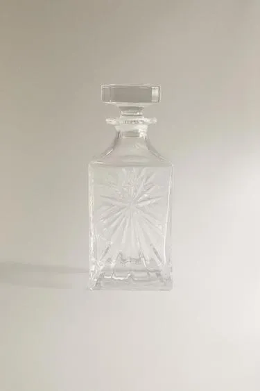 Кристаллическая бутылка с рельефным дизайном- Заказать в России