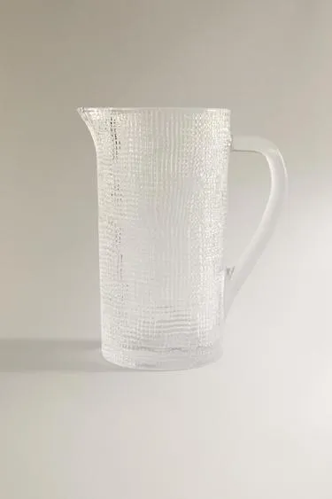 Кувшин с узором из стекла- Заказать в России