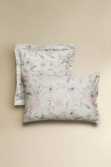 Наволочка из сатина с цветочным принтом