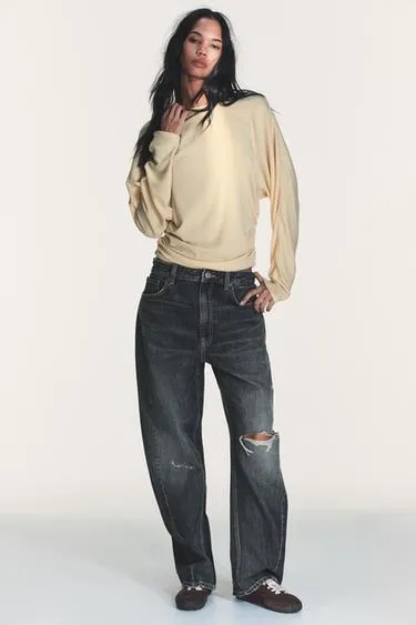 Футболка с боковой драпировкой- Заказать в России