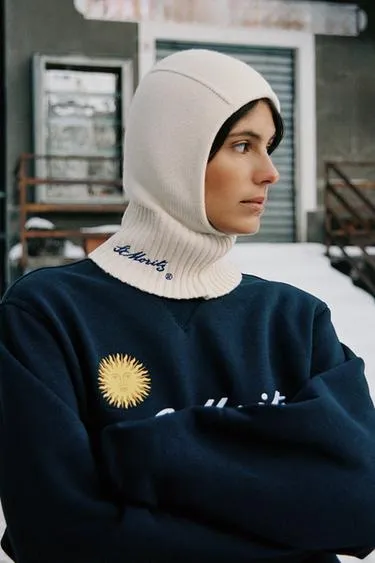 Вязаный капюшон St. Moritz®- Заказать в России