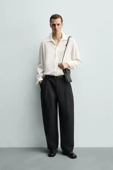 Рубашка RELAXED FIT струящегося покроя