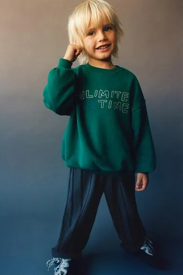 Толстовка с вышитой надписью- Заказать в России