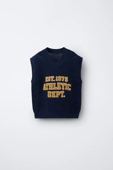 Трикотажный жилет с текстурным текстом