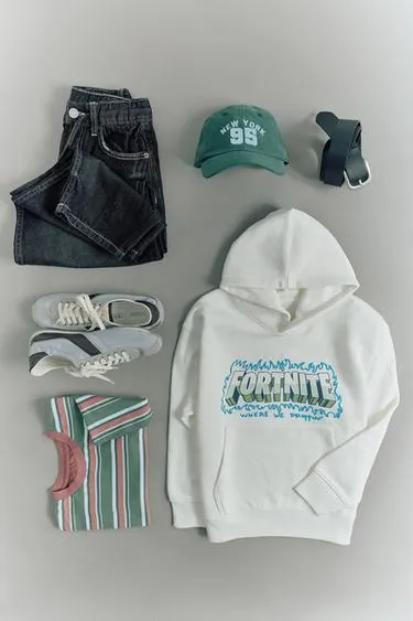 Худи FORTNITE © EPIC GAMES- Заказать в России