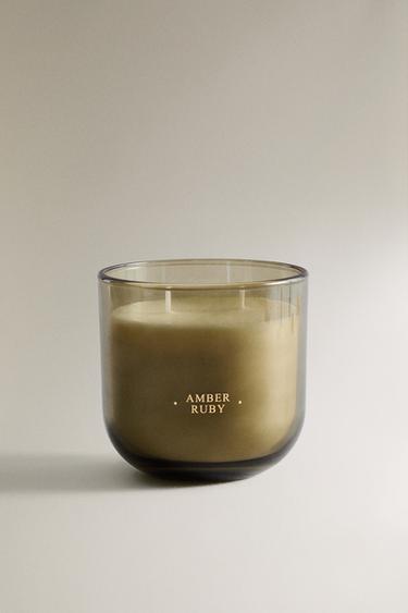 Zara (400 г) ароматическая свеча AMBER RUBY купить с доставкой.