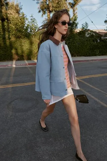 Стеганая куртка с комбинированным воротником- Заказать в России