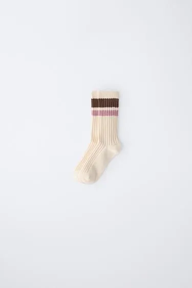 Высокие носки в полоску