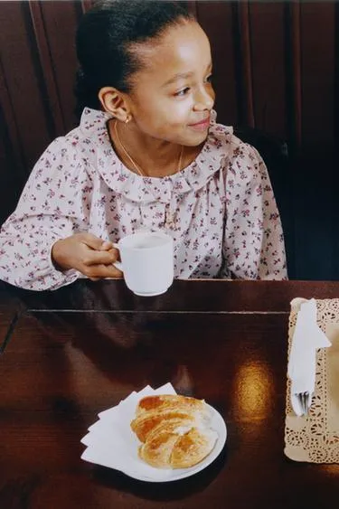 Рубашка с цветочным принтом и воланами- Заказать в России