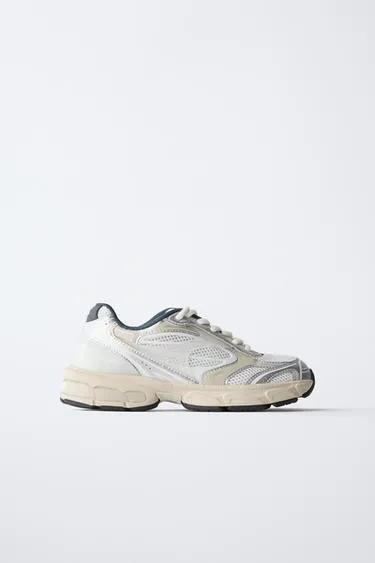 Кроссовки из разных материалов- Заказать в России