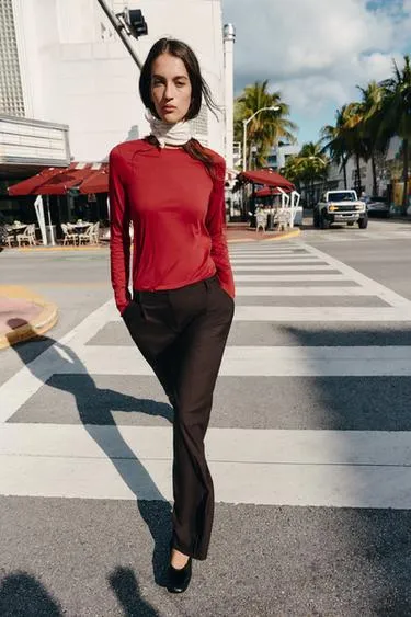 Хлопковая футболка с длинными рукавами- Заказать в России