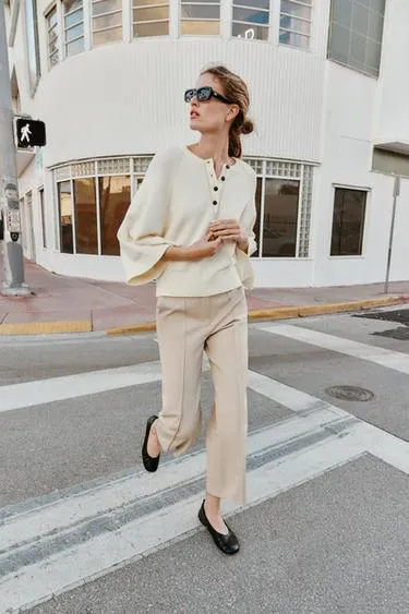 Свитер с широкими рукавами- Заказать в России