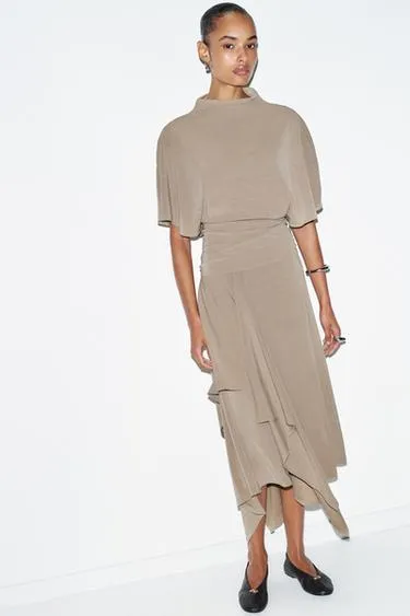 Топ с воротником-стойкой- Заказать в России