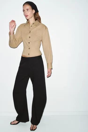 Приталенная рубашка из мягкой ткани