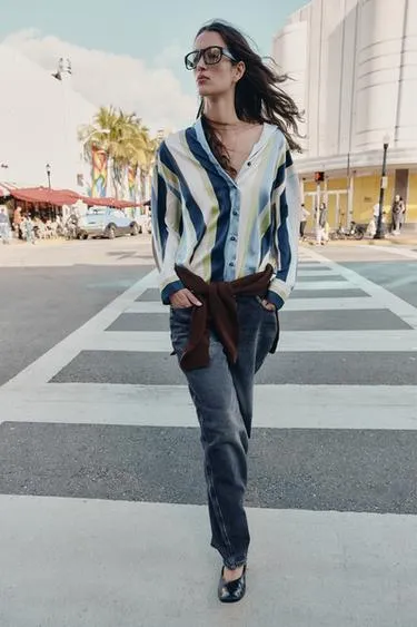 Атласная рубашка в полоску- Заказать в России