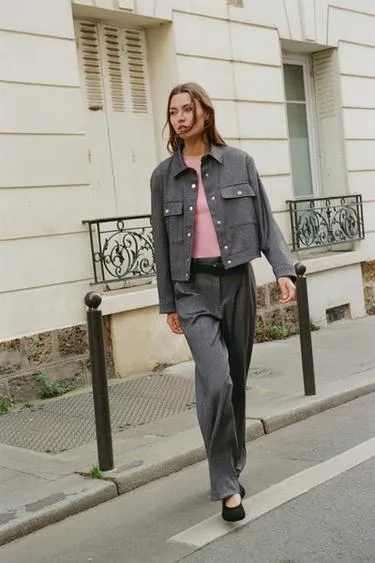 Прямые брюки в елочку