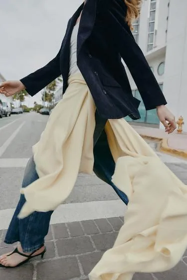 Мягкий гладкий шарф