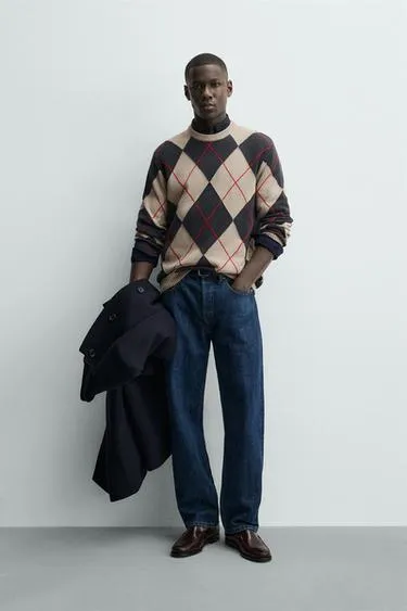 Жаккардовый свитер с узором «ромбы»- Заказать в России