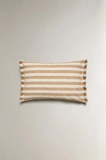 Чехол на подушку в полоску- Заказать в России
