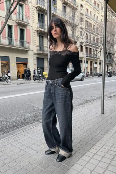 Комбинированный топ с открытыми плечами- Заказать в России