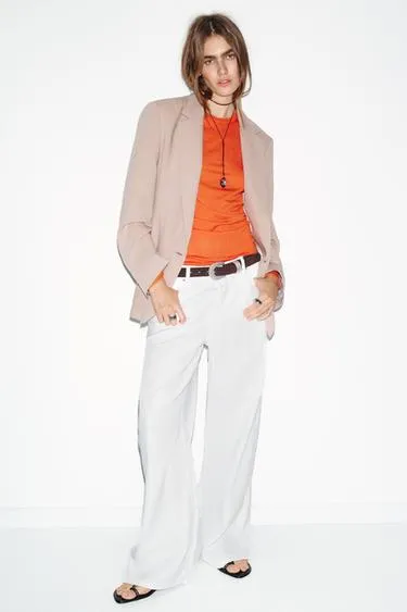 Прямой блейзер с подплечниками- Заказать в России