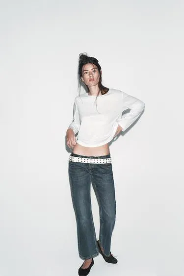 Футболка с длинными рукавами и вырезом «лодочка»