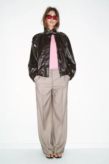 Брюки в елочку с плетеным поясом