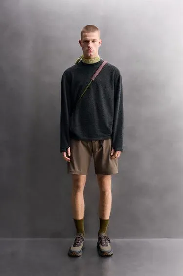 Толстовка из фактурной ткани с шерстью- Заказать в России