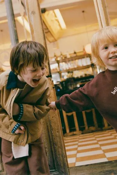 Куртка с контрастным воротником