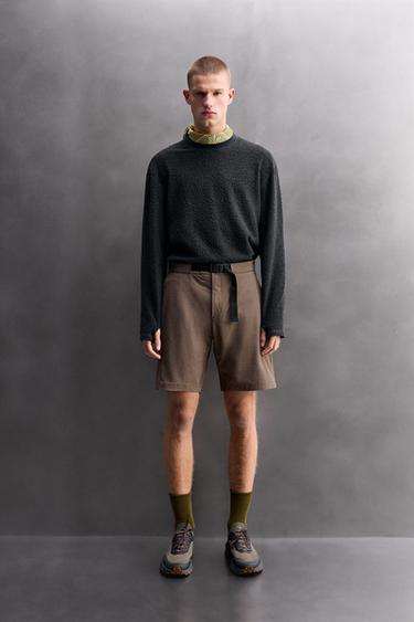 Zara Шорты-карго из высокотехнологичной ткани купить с доставкой.