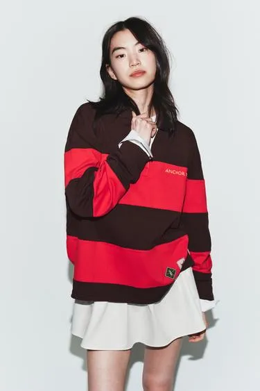 Поло в полоску с нашивками- Заказать в России