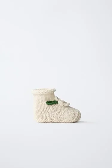 Вышитые ботиночки- Заказать в России