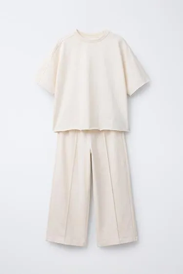 Комплект из футболки и брюк с декоративными швами HEAVY WEIGHT