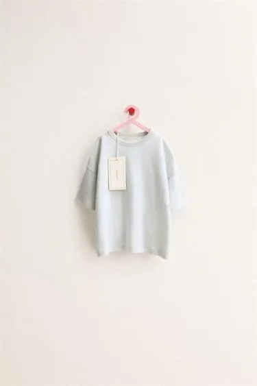 Zara Timeless - однотонная футболка из хлопка и льна