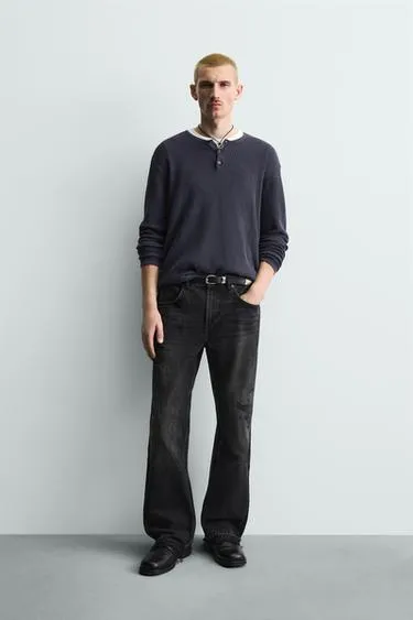 Джинсы FLARE FIT с разрезами- Заказать в России