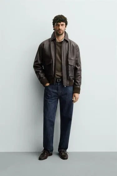 Куртка кожаная с карманами