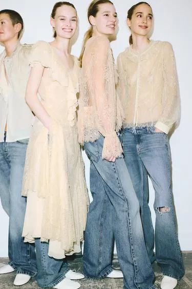 Рубашка из кружева с воланами — ZW COLLECTION LIMITED EDITION- Заказать в России