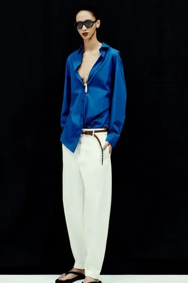 Брюки чинос с плетеным ремнем