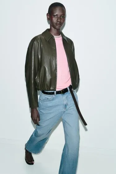 Бомбер из искусственной кожи